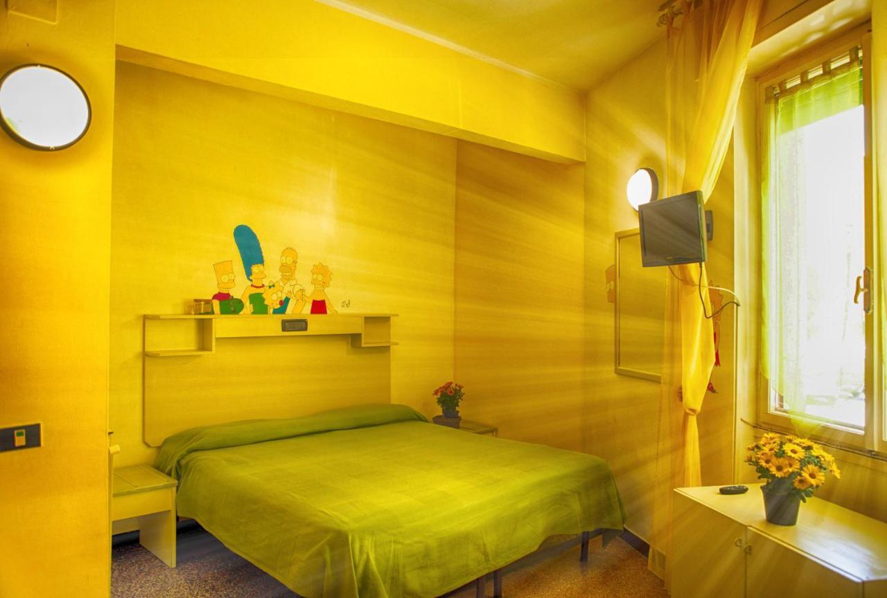 Hotel Della Piazzetta ヴァラッツェ エクステリア 写真